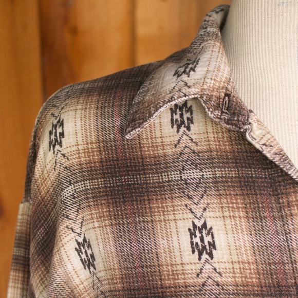 Vintage 90's Actif 100% Cotton Southwestern Button Down Shirt Made In The USA - Picture 7 of 17